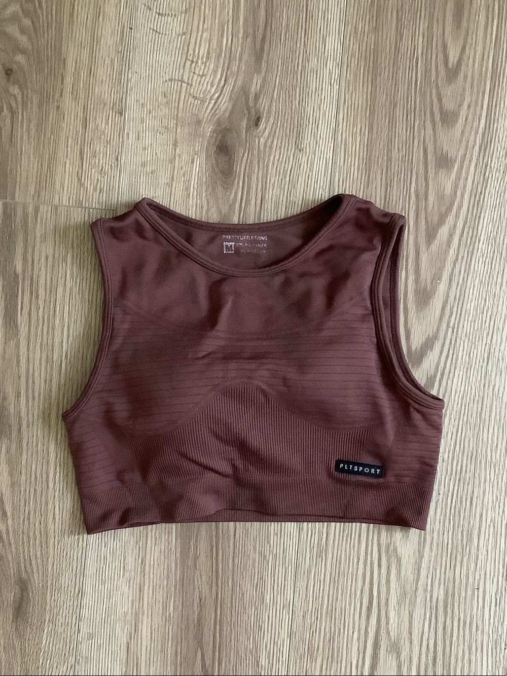 PrettyLittleThing Maroon Ribbed High-Neck Crop Top